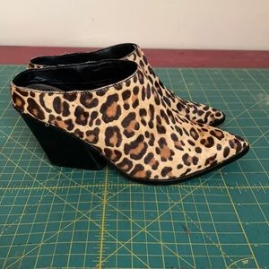 Sweet leopard slip ons